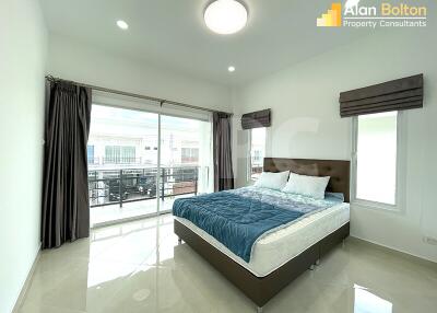 3 Bed 3 Bath in East Pattaya HR3036