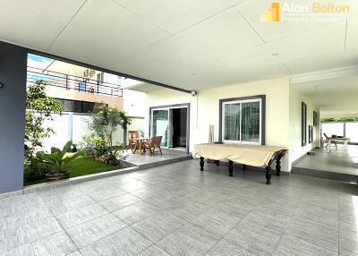 3 Bed 3 Bath in East Pattaya HR3036