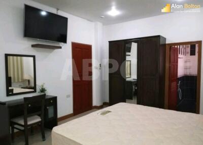 4 Bed 4 Bath in Jomtien HR3069