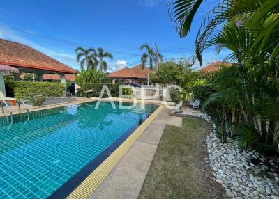 3 Bedrooms 3 Bathrooms in East Pattaya