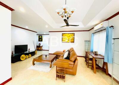 3 Bedrooms 3 Bathrooms in East Pattaya