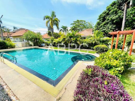 3 Bedrooms 3 Bathrooms in East Pattaya