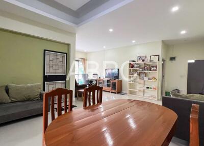 3 Bedrooms 2 Bathroom in East Pattaya