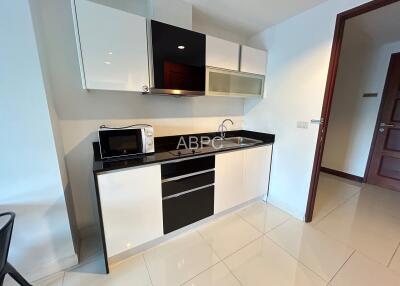 Just in 1 Bedroom Condo in The Axis For Rent