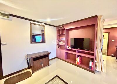 Just IN 1 Bedroom Condo In Pattaya Beach Condo For Sale Or Rent