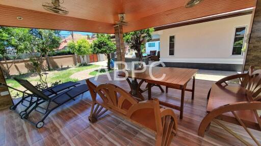 4 Bedroom 5 Bathroom in South Pattaya