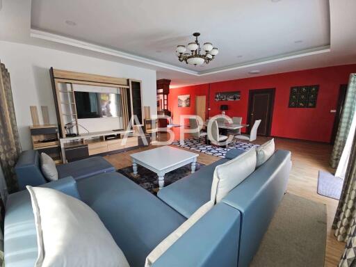 4 Bedroom 5 Bathroom in South Pattaya