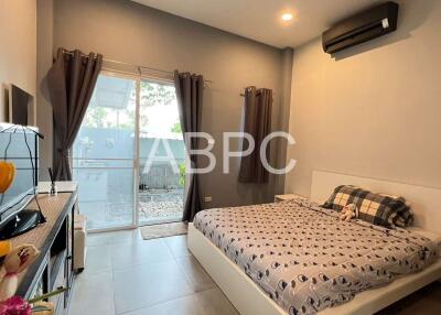 3 Bedrooms 4 Bathrooms Pool Villa in East Pattaya