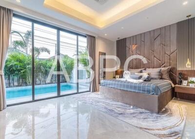 JUST IN Private Pool Villa 4 bedroom in Jomtien