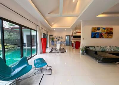 2 Bedrooms House in Dusit Pattaya Park Huay Yai H011684