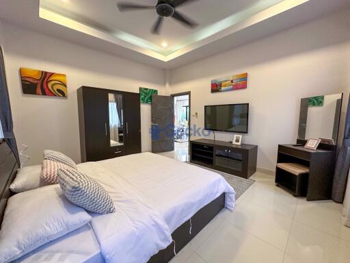 2 Bedrooms House in Dusit Pattaya Park Huay Yai H011684