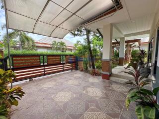 2 Bedrooms House in Dusit Pattaya Park Huay Yai H011684