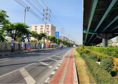 Prime 3 Rai Land for Sale at Suksawat-Rama 2 junction on the main Rama II  Road Bangkok: Excellent investment opportunity