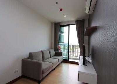 Furnished 1 Bedroom condo at The Astra : Changklan Road
