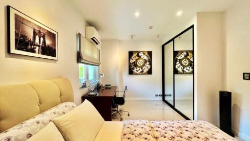 Beautiful large 2 bedrooms in Pratamnak for sale