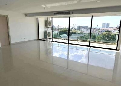 Condo for sale 1 bedroom 116.79 m² in Gardenia Pattaya, Pattaya