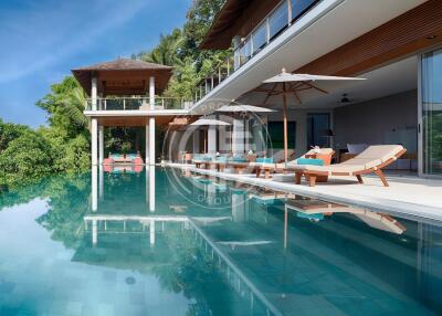 Super Luxury 6 Bedrooms villa with stunning ocean view in Kamala area