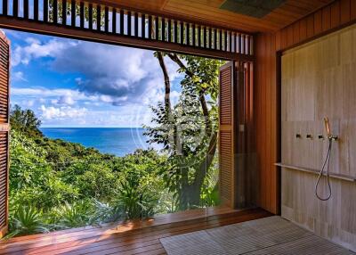 Super Luxury 6 Bedrooms villa with stunning ocean view in Kamala area