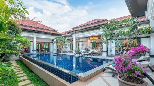 Exclusive 4  Bedrooms Cozy Pool Villa For Rent in Cherngtalay area