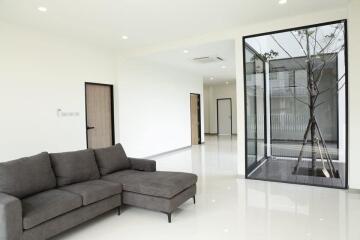 6 Bedroom House for Sale in Suthep, Mueang Chiang Mai. - CHAY1678