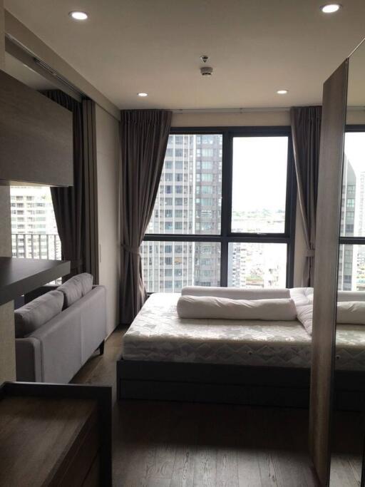 Ideo Q Siam-Ratchathewi - Studio Condo for Rent *IDEO12152