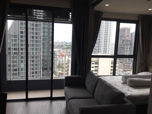 Ideo Q Siam-Ratchathewi - Studio Condo for Rent *IDEO12152