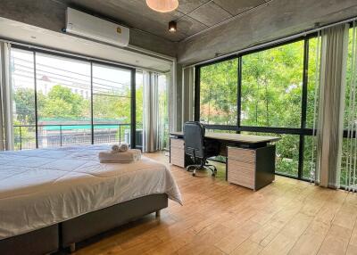 Rare Find! Modern Townhome for Rent in Nimman area.