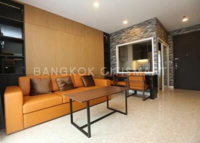 Condo at The Crest Sukhumvit 34 for sale