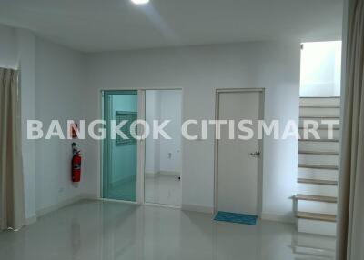 House at Pleno Town Ratchapruek-345 for rent