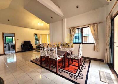 2 Bedrooms Villa / Single House in Pattaya Hill Village 2 East Pattaya HR0025