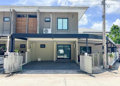 Exterior view of a modern townhouse