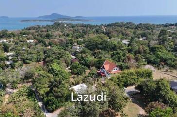 3.75 Rai Land with Spacious 3-Story Villa and Additional 3-Story House, Walking Distance to Yanui Beach