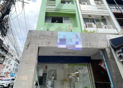 Prime 5-Storey 200 SQM Shop House in Thong Lo soi 9 Big Intersection - Ideal for Any Business Venture