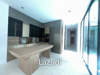 Ultra Luxury Detached Home 5 Bed Penton Ari-Sutthisan