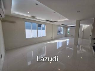 Luxury Home Office for rent in Ladphrao, Chokchai 4