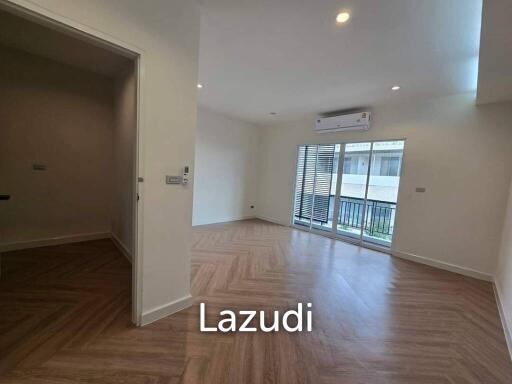 Luxury Home Office for rent in Ladphrao, Chokchai 4