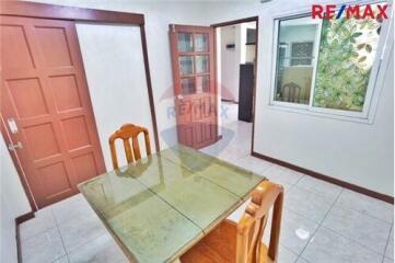 250 Sqm., 5 Beds Townhouse listed for ฿ 4,990,000.