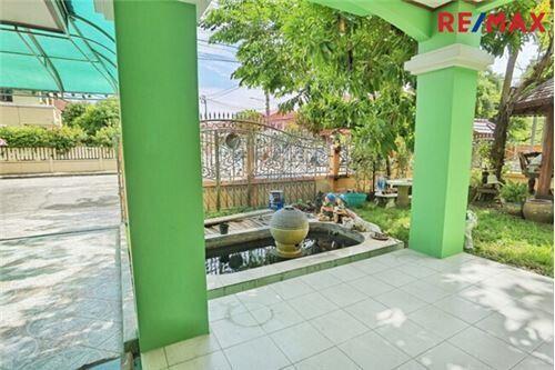 250 Sqm., 5 Beds Townhouse listed for ฿ 4,990,000.