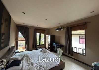 House For Sale Located in Bangrak Koh Samui