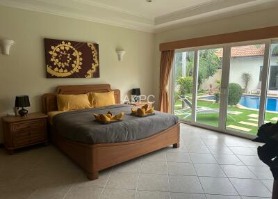 BEST PRICE 4 Bed Pool Villa in View Talay Villas For Sale