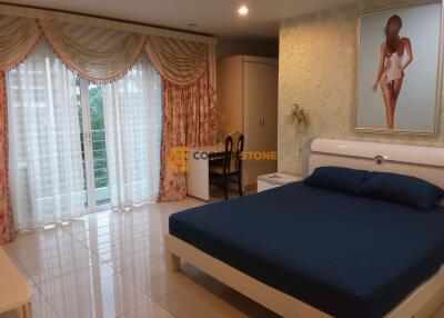 คอนโดนี้ มีห้องนอน 2 Bedrooms ห้องนอน  อยู่ในโครงการ คอนโดมิเนียมชื่อ Wongamat Privacy 