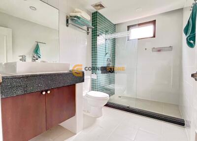 4 Bedroom Condo in Sunrise Beach Resort And Residence Na Jomtien