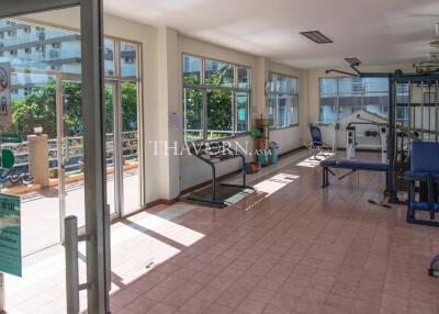 Condo for sale studio 31 m² in Jomtien beach condominium, Pattaya