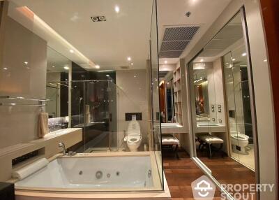 1-BR Condo at The Address Sukhumvit 28 near BTS Phrom Phong