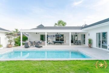 Falcon Hill pool villa in soi 102 Hua Hin for sale