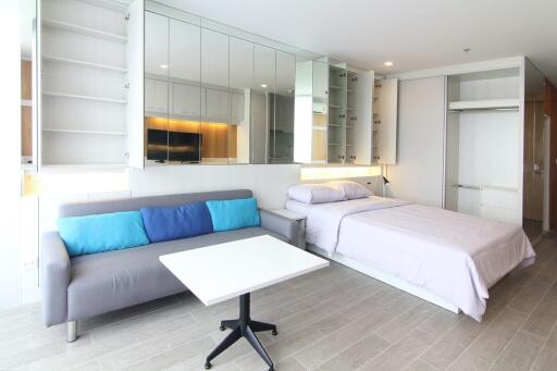 Studio condo for sale and rent at Noble Revo Silom