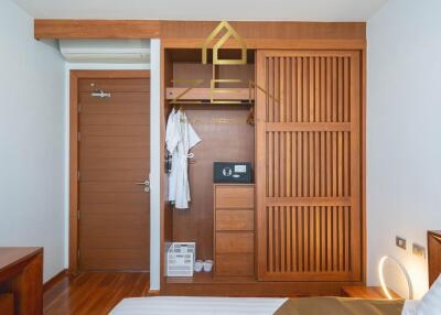 Luxury Pool Villa 5 Bedrooms In Rawai For Rent