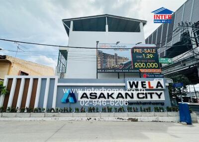 Exterior view of Wela Asakan City building