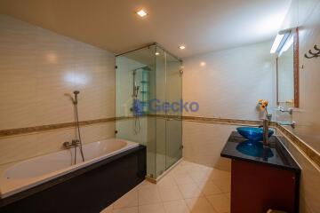 2 Bedrooms Condo in City Garden Pattaya Central Pattaya C011690