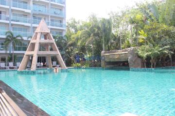 Studio Condo in Club Royal Wongamat C011689